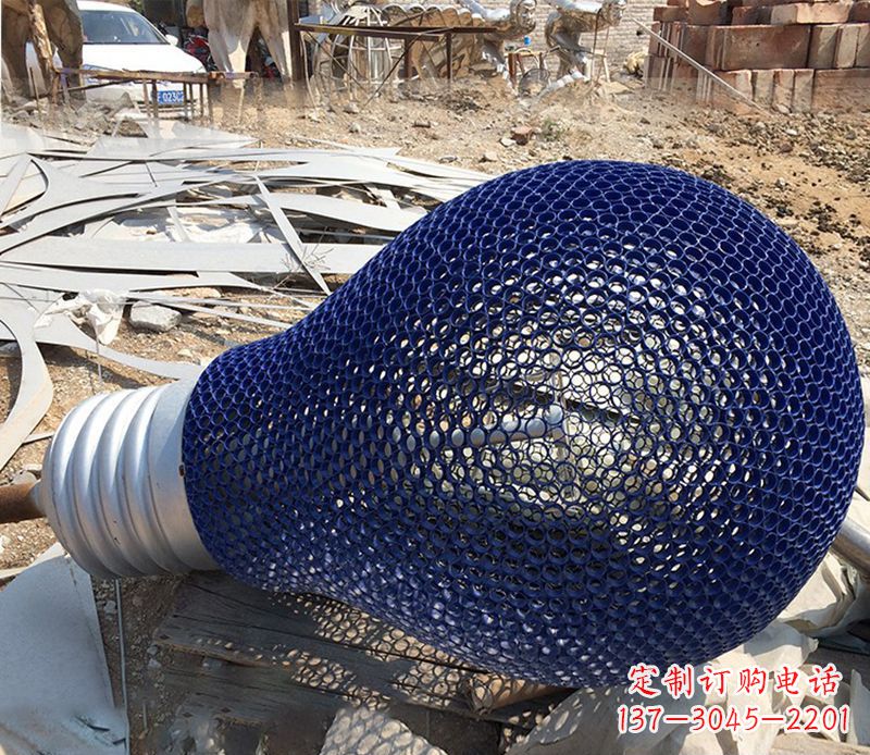 贵州不锈钢镂空灯泡雕塑精美灯光装置