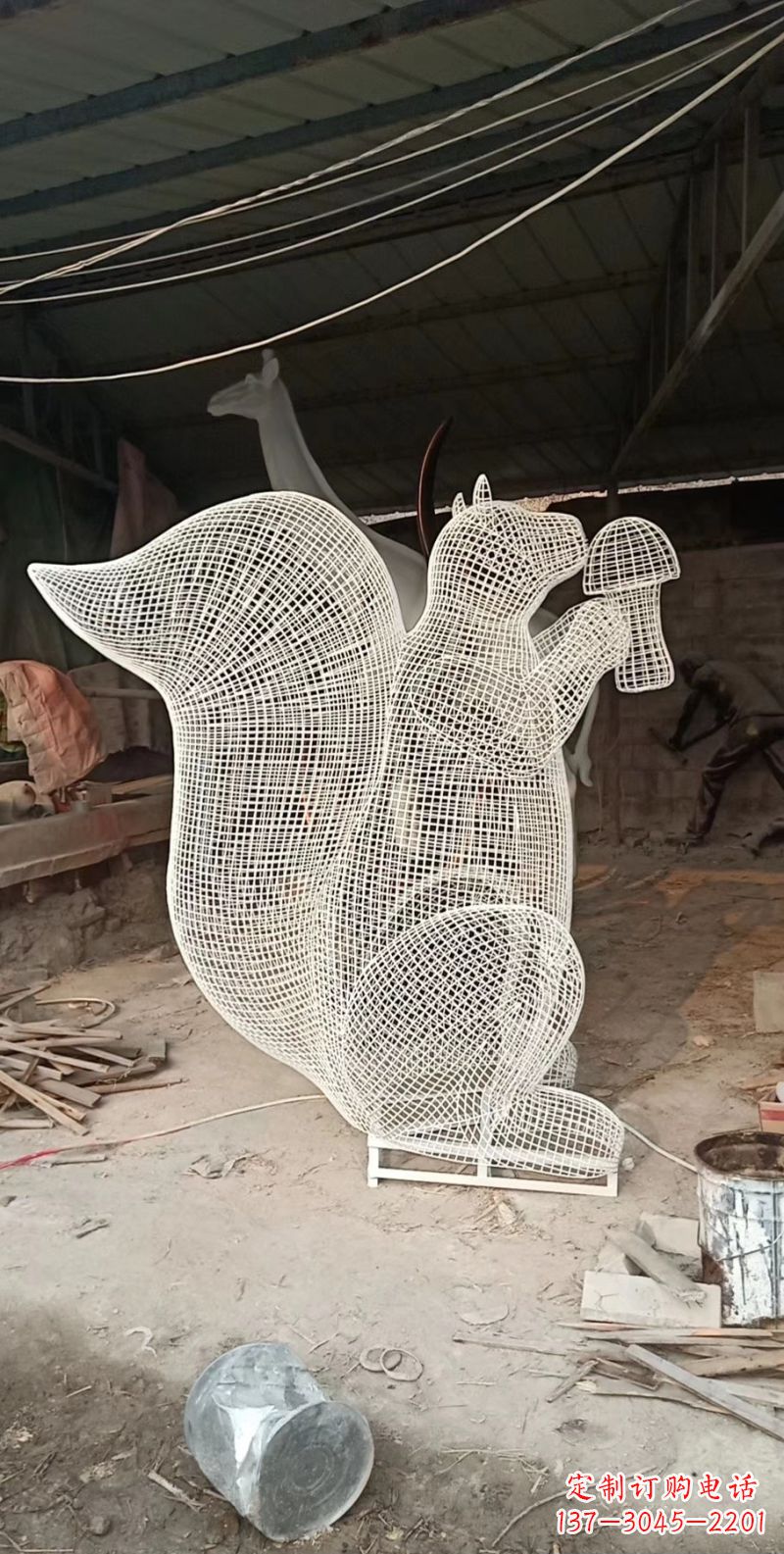 贵州不锈钢松鼠雕塑精美的艺术作品