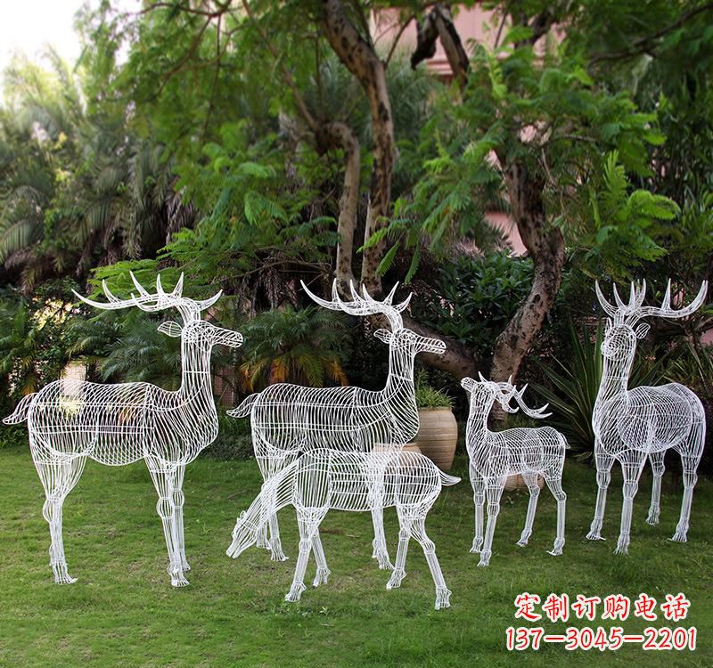 贵州不锈钢梅花鹿雕塑美丽的象征