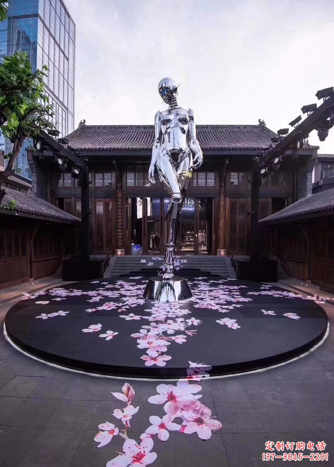 贵州美女雕塑点亮城市之美