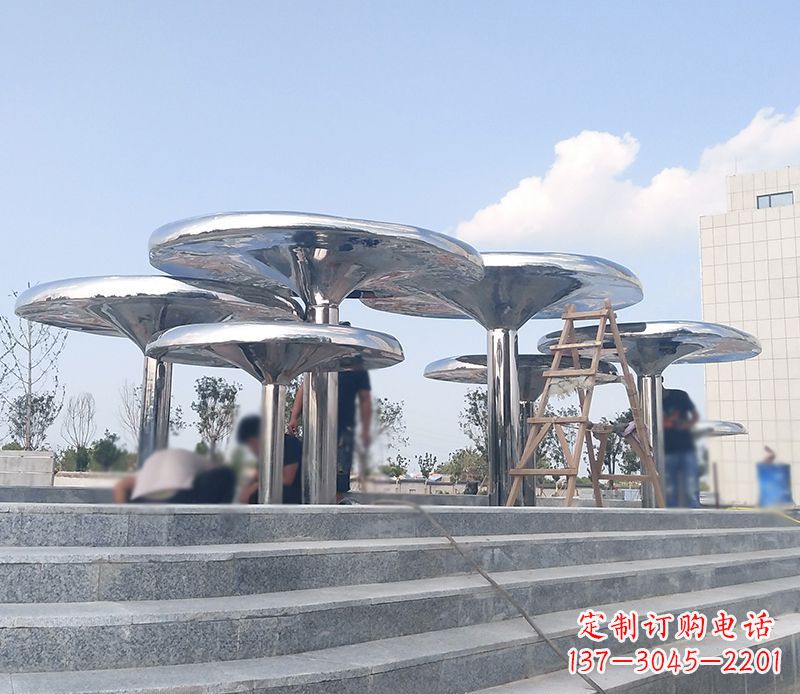 贵州艺术精美的不锈钢蘑菇公园雕塑