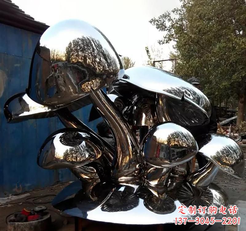 贵州不锈钢蘑菇雕塑给空间增添活力