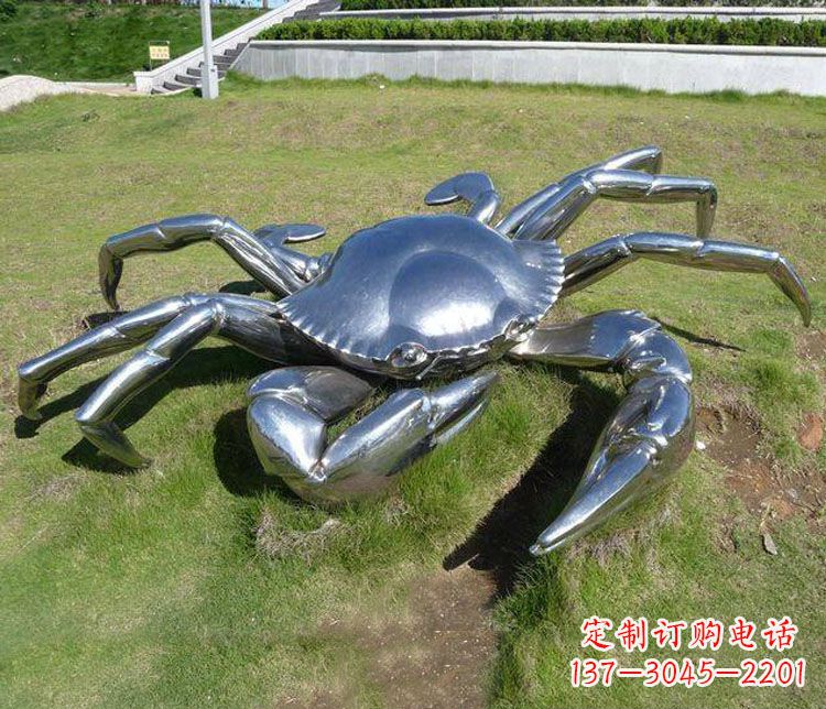 贵州不锈钢螃蟹雕塑——给景观增添灵动之美