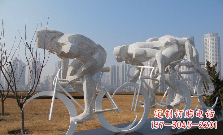 贵州展现运动风采的不锈钢自行车雕塑