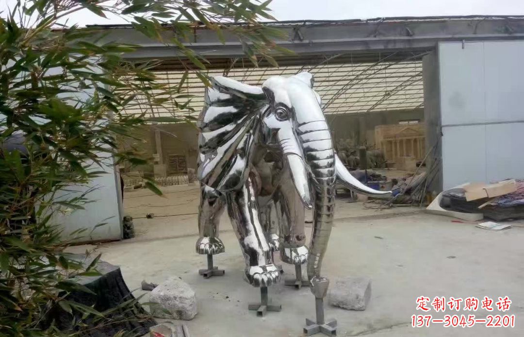 贵州大象雕塑——装饰不锈钢售楼部