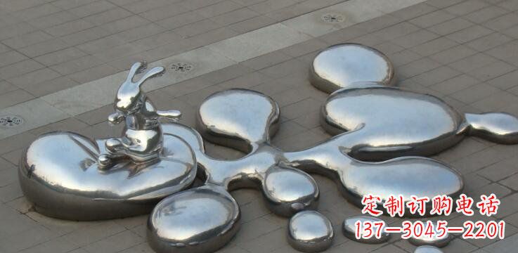 贵州不锈钢兔子雕塑景观的美丽添彩