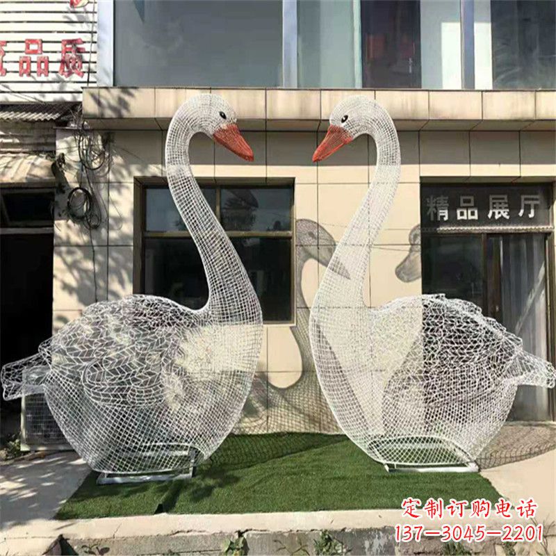 贵州不锈钢缩翅网格天鹅一对经典雕塑的传奇之美