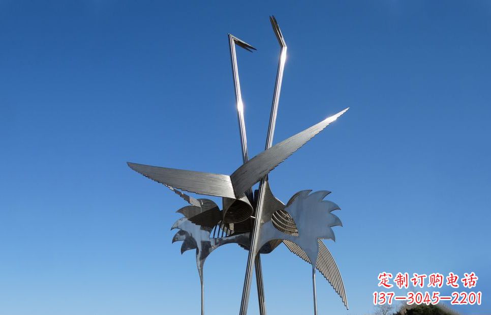 贵州不锈钢鸵鸟雕塑精美外形、传神表现