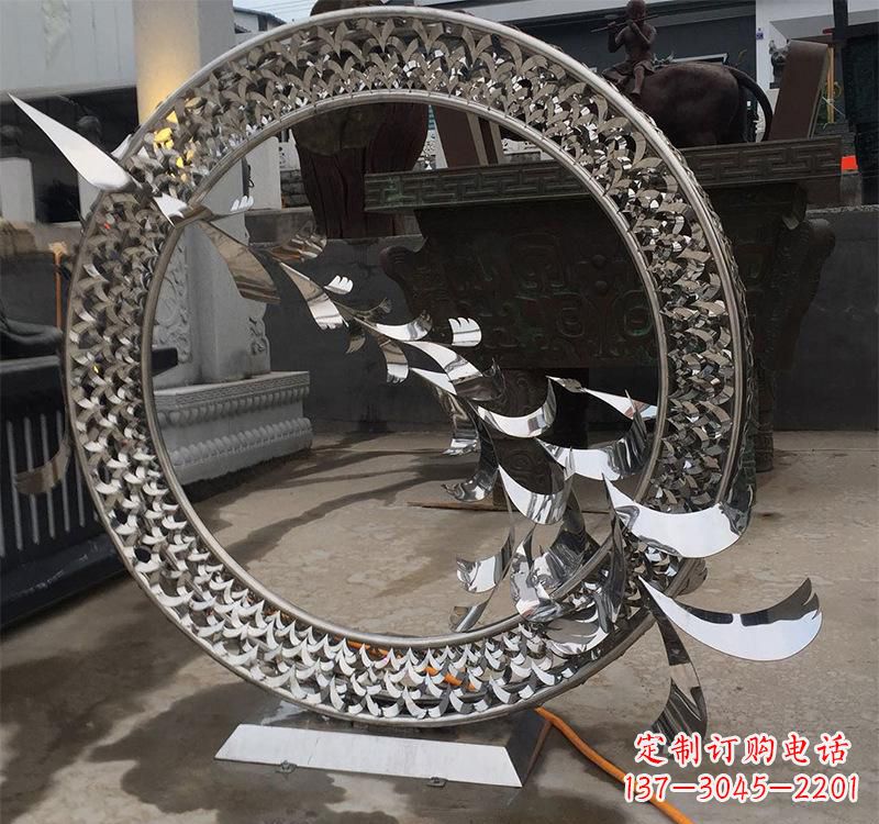 贵州不锈钢现代圆环雕塑——铸就艺术精粹