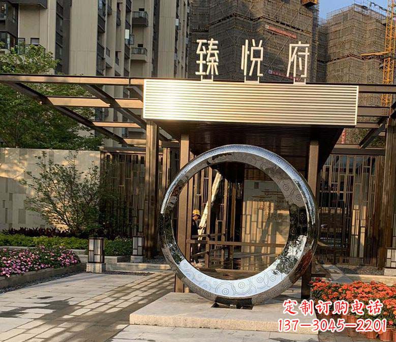 贵州不锈钢小区圆环雕塑赋予小区景观更多美感
