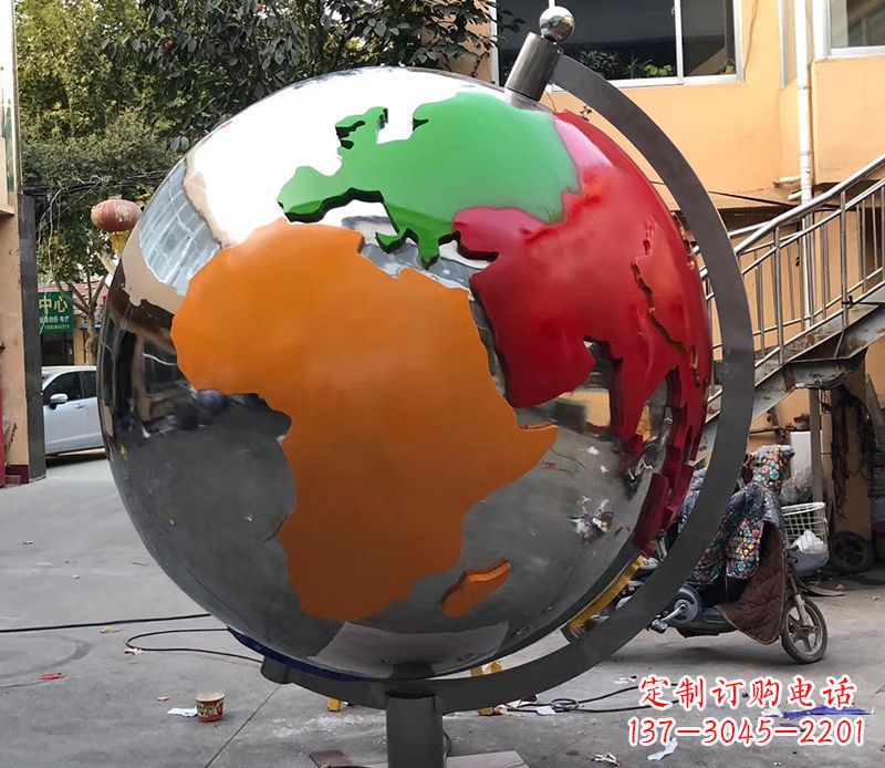 贵州该雕塑的。