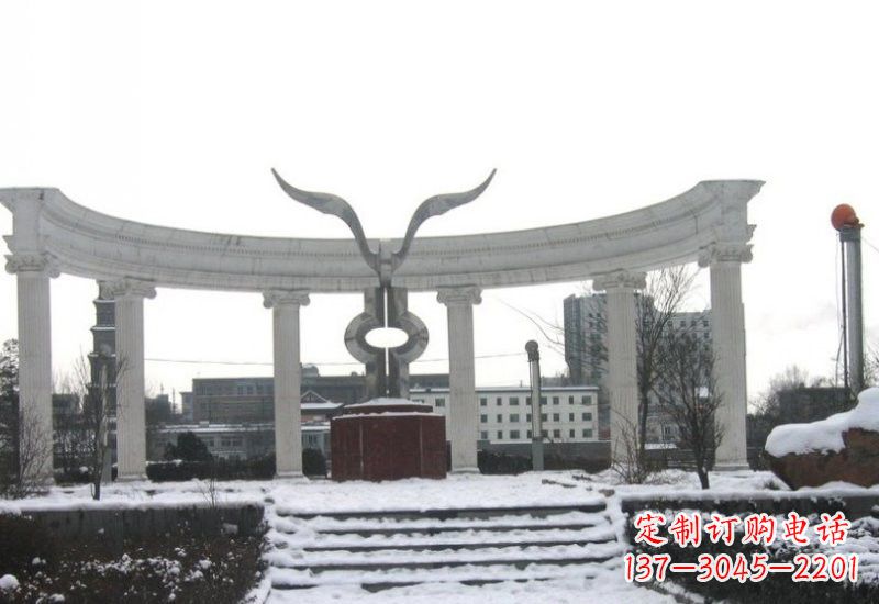 贵州雄鹰展翅——一件精美的不锈钢雕塑