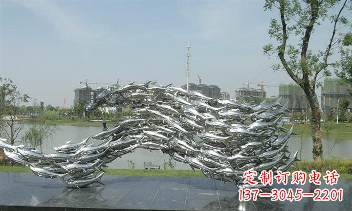 贵州精美动物雕塑点缀不锈钢鱼群公园