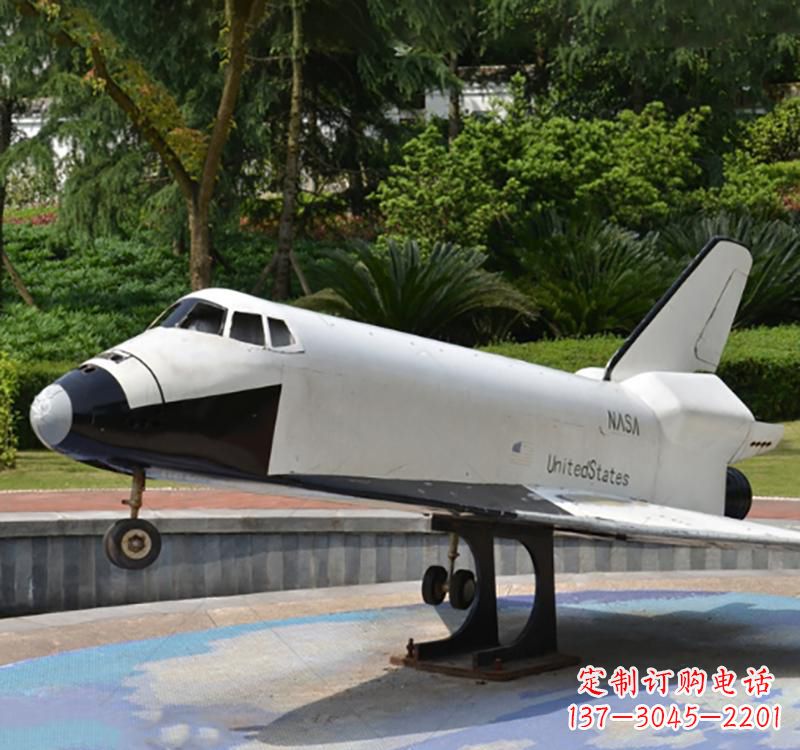 贵州不锈钢飞机雕塑给空中增添梦幻氛围