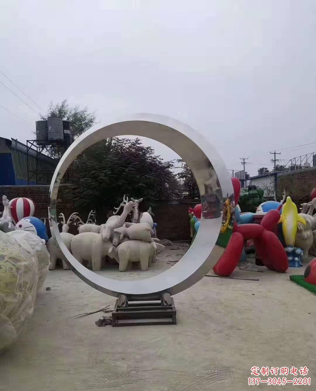 贵州不锈钢圆环雕塑,点缀环境美景