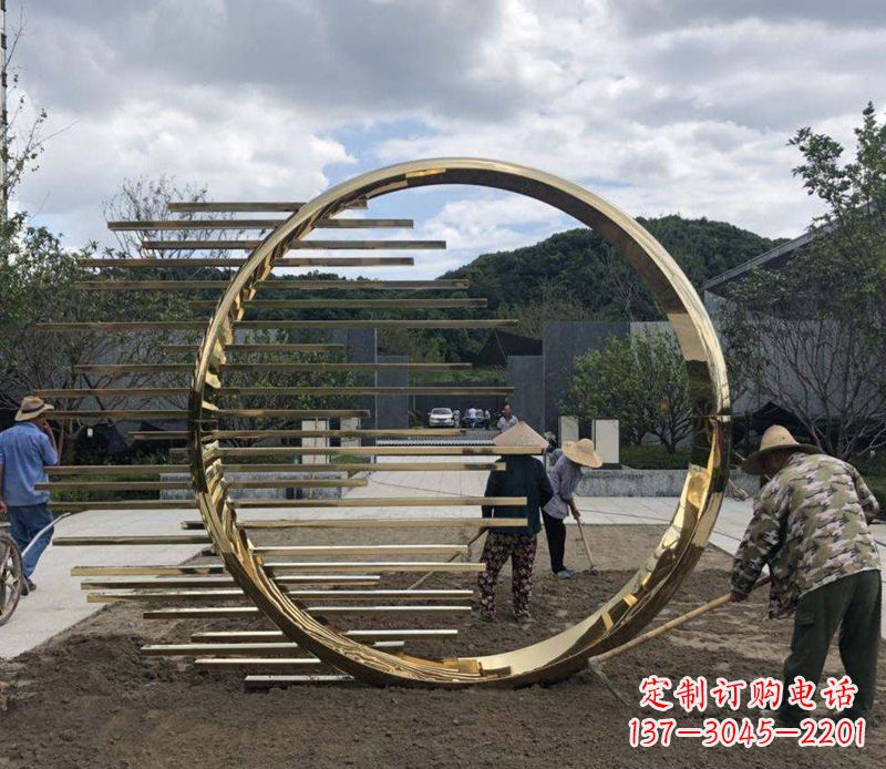 贵州不锈钢圆环艺术雕塑——极致精湛的艺术美学