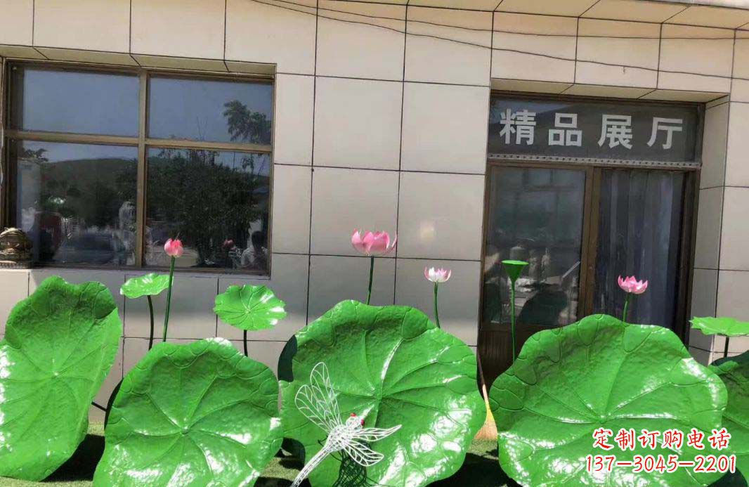 贵州不锈钢荷叶雕塑艺术性与美感的完美结合