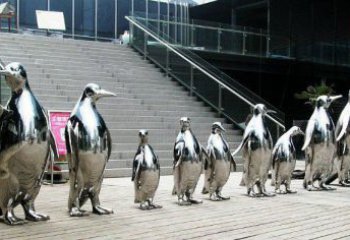 贵州企鹅雕塑——永恒的象征