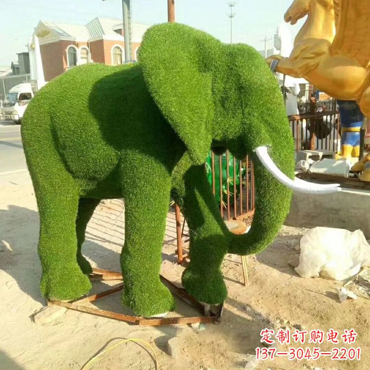 贵州草皮大象玻璃钢雕塑