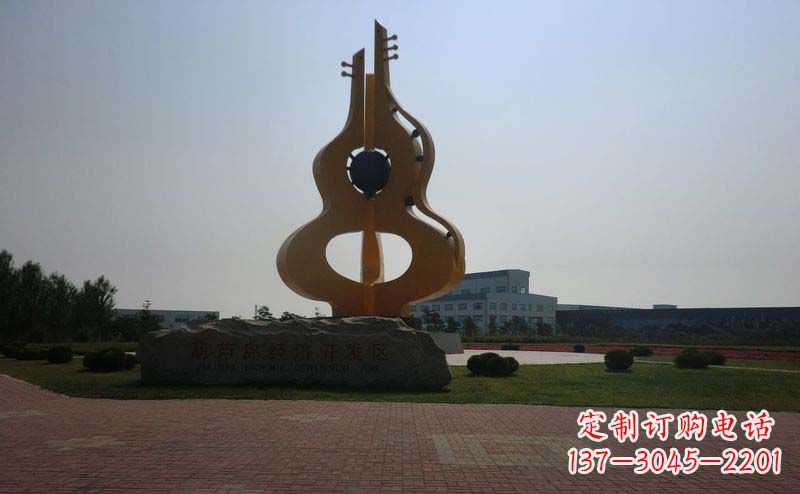 贵州城市的不锈钢葫芦雕塑