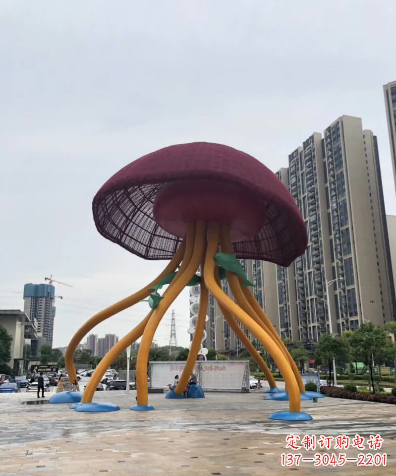 贵州城市点缀之美——不锈钢蘑菇雕塑