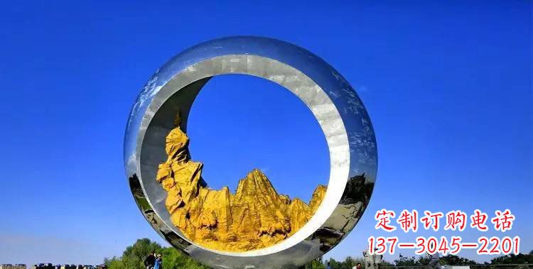 贵州月亮雕塑——城市的美丽装饰