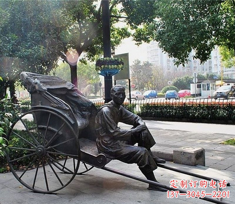 贵州城市接头黄包车夫铜雕——记录城市历史的缩影