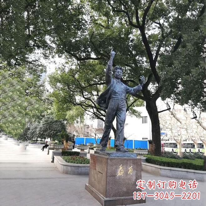 贵州聂耳传奇一座铜雕的赞歌