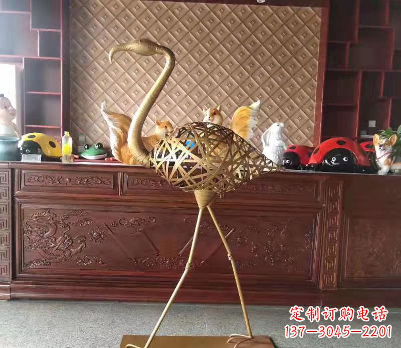 贵州火烈鸟雕塑精美绝伦
