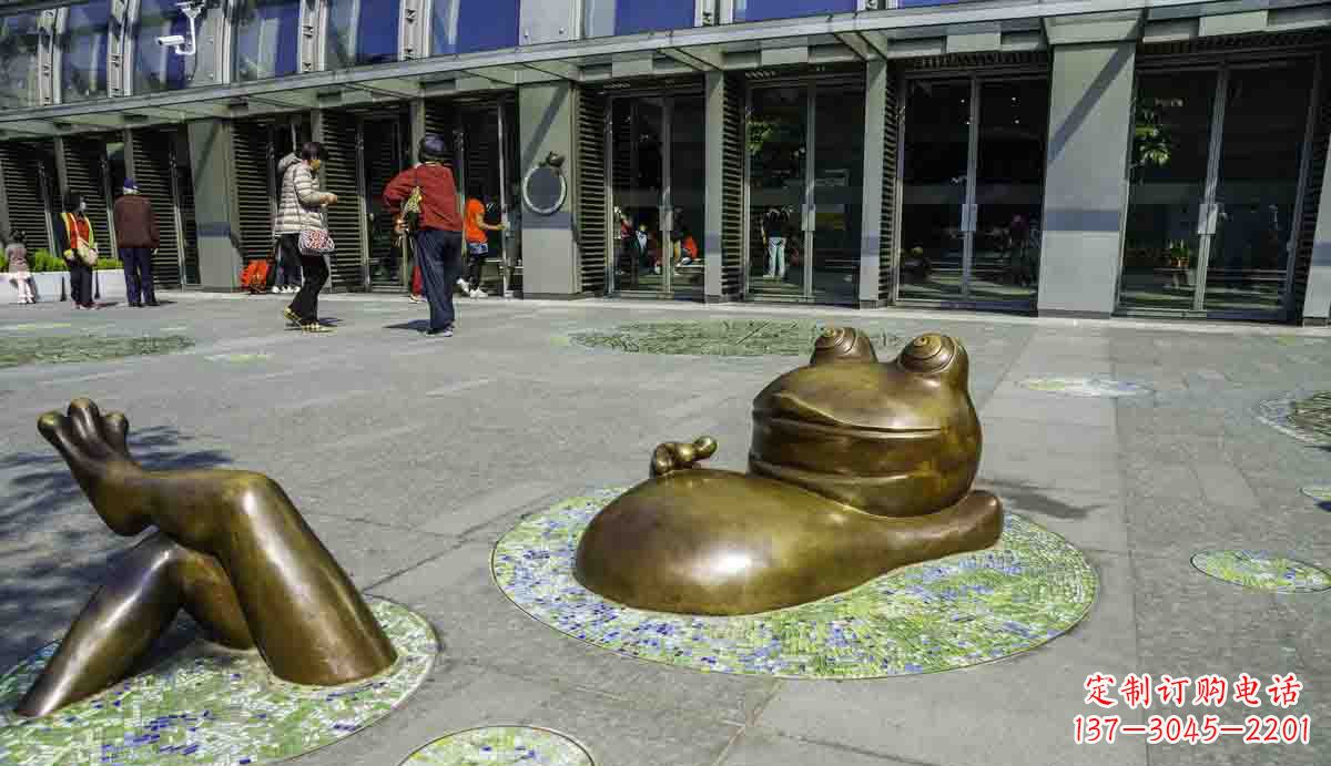 贵州抽象卡通青蛙铜雕