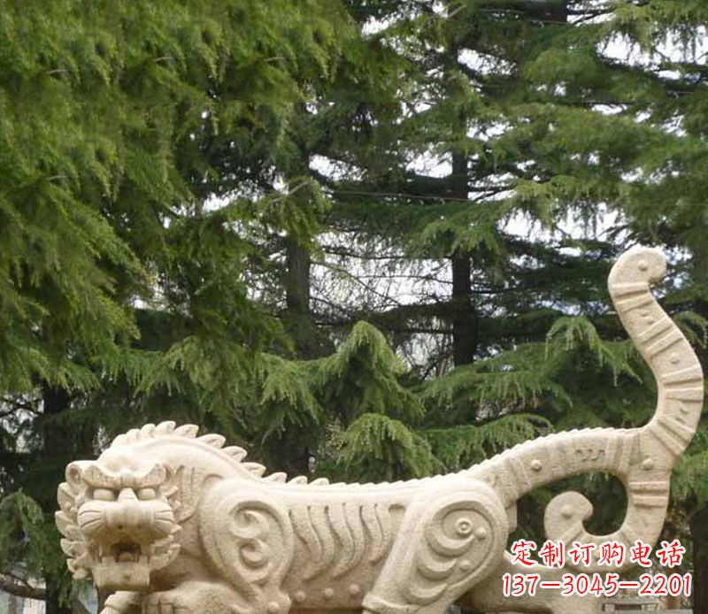 贵州传神的老虎雕塑