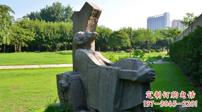 贵州兔雕塑——表达抽象守株待兔的智慧