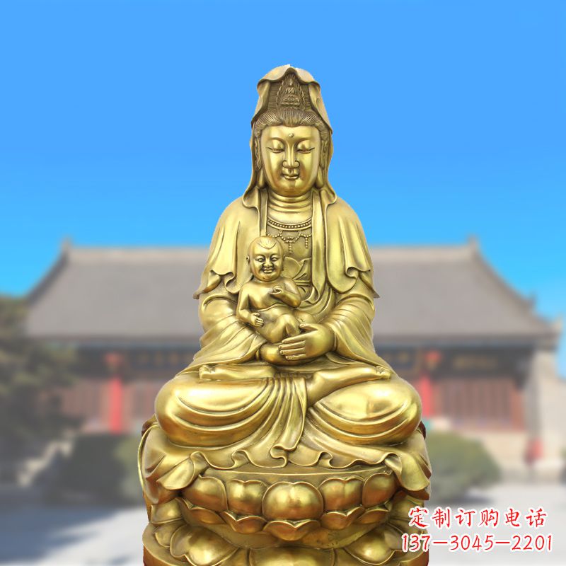 贵州纯铜观音坐姿鎏金铜雕