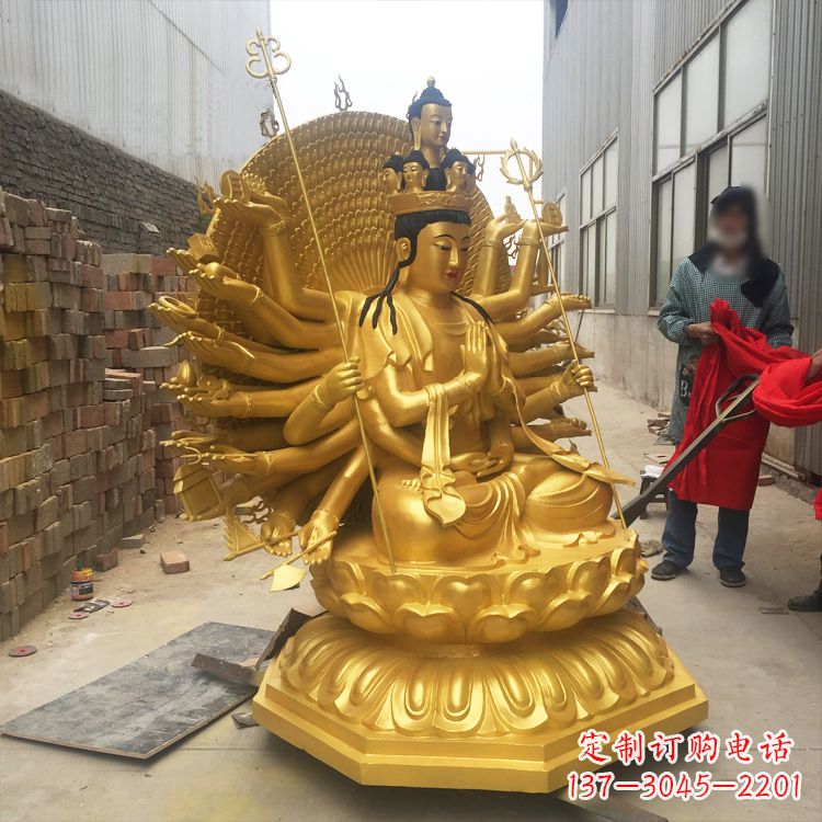 贵州纯铜鎏金千手观音雕塑