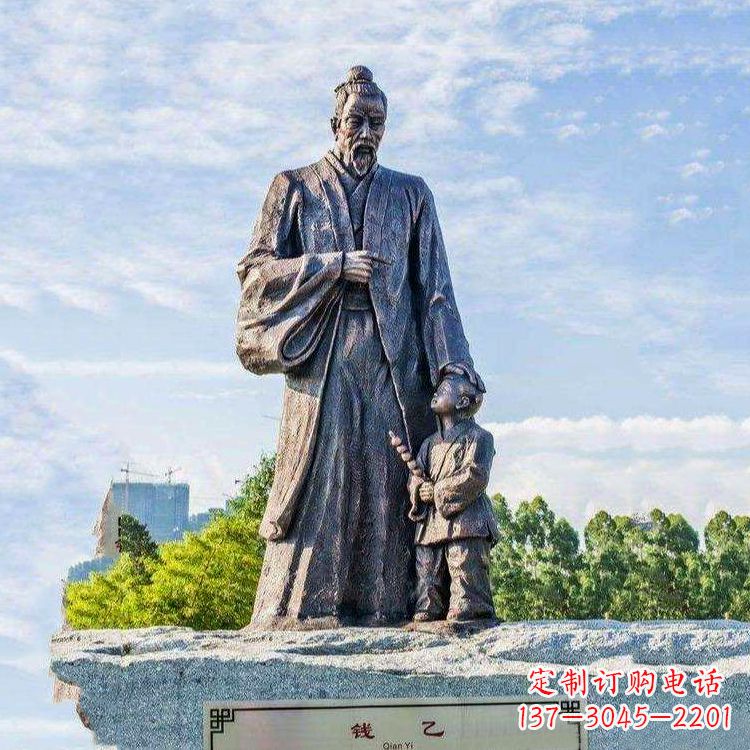 贵州纯铜钱乙雕像传承历史的象征