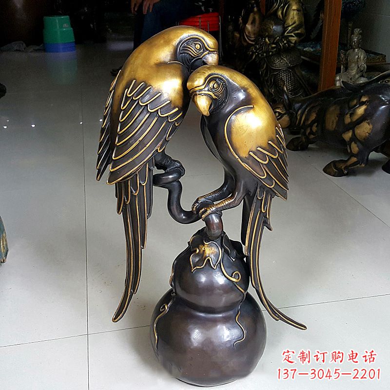 贵州铸造纯铜鹦鹉雕塑