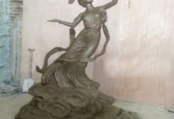 贵州“传说中的嫦娥——嫦娥雕塑”