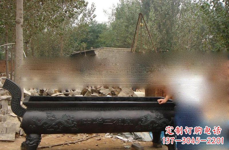 贵州祠堂方形香炉铜雕