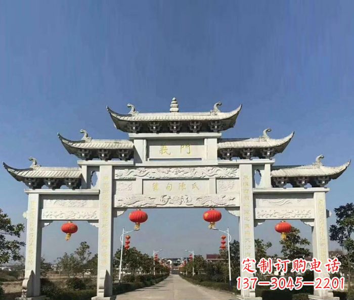 贵州传承百年,村口牌楼雕塑的历史