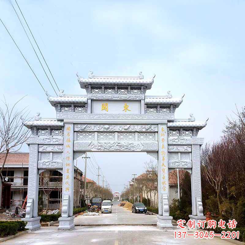 贵州传承古风——村镇三门石牌坊雕塑