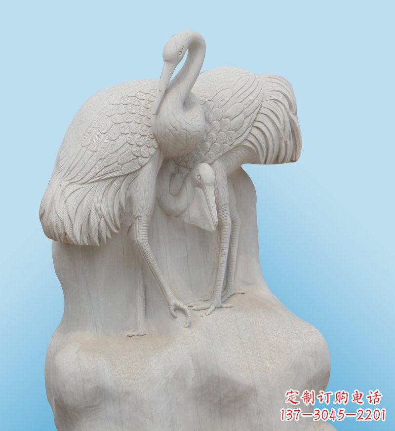 贵州大理石制作的丹顶鹤雕塑