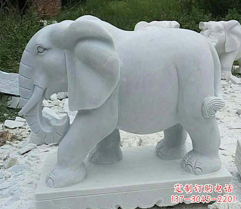 贵州精雕细琢的大理石大象雕塑