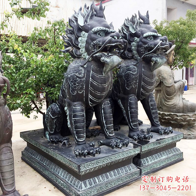 贵州象征威严的大理石麒麟雕塑