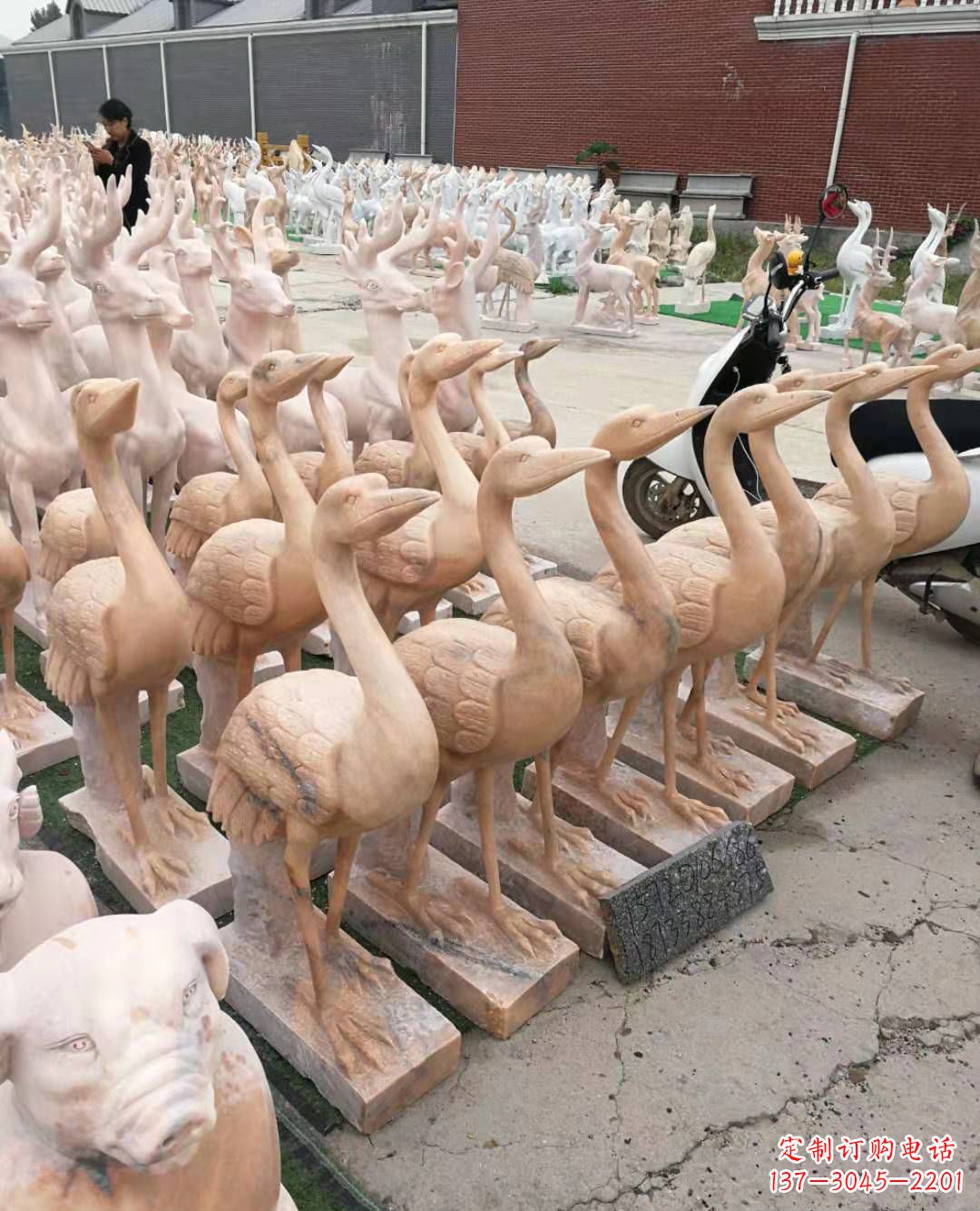 贵州丹顶鹤大理石雕塑