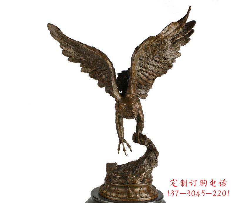 贵州大鹏展翅老鹰铜雕塑