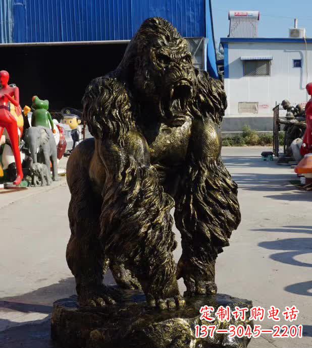 贵州中领雕塑精美的猩猩铜雕