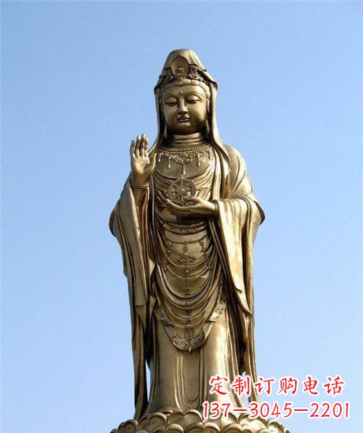贵州大型立式铜观音雕塑