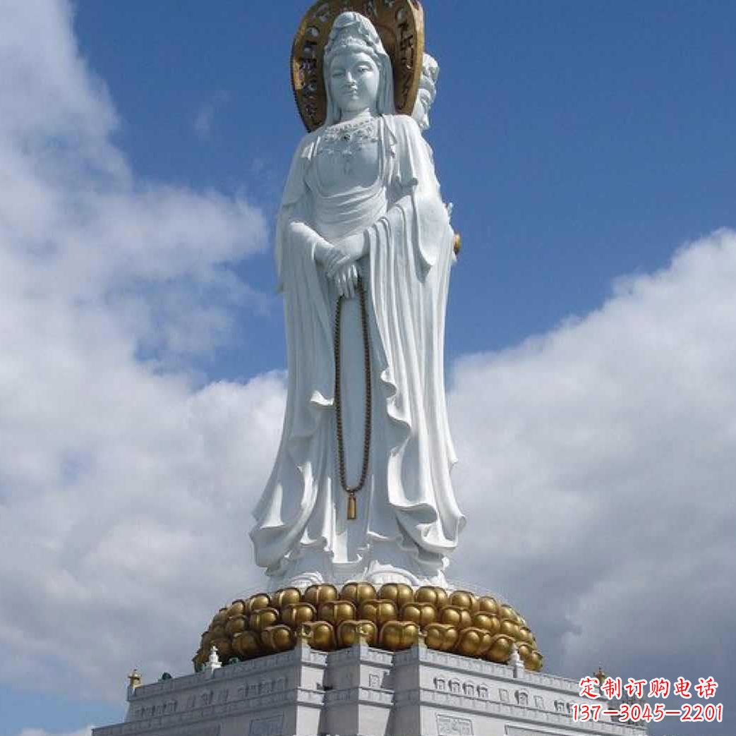贵州汇聚神灵精灵的大型观音石雕