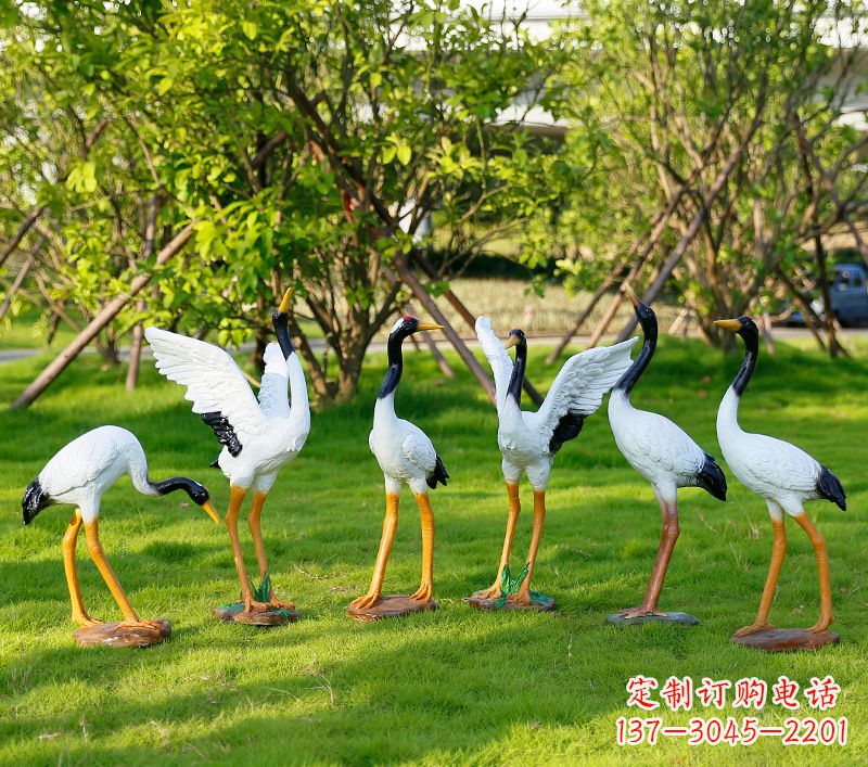 贵州丹顶鹤抽象雕塑