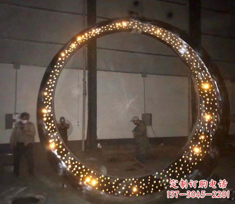 贵州发光圆环不锈钢雕塑